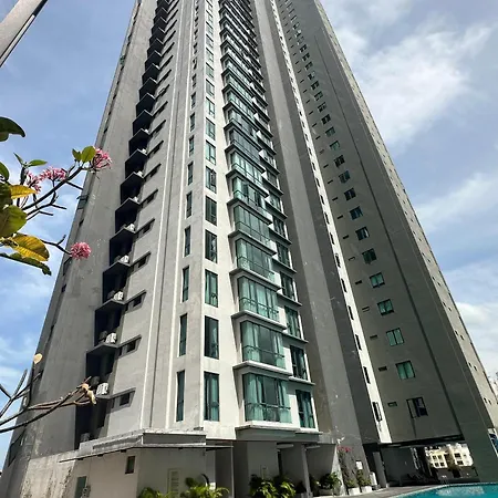 Jazz 2R3B Suite Wt Netflix Bathtub N Massage Chair Tanjung Tokong Exterior photo