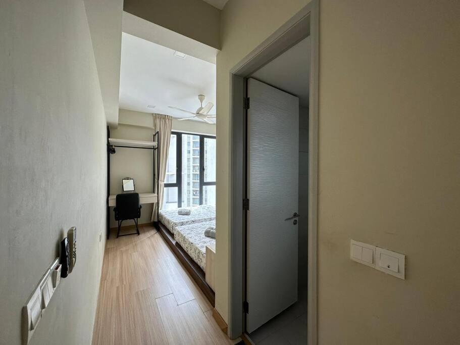 Jazz 2r3b Wt Netflix Bathtub N Massage Chair Apartment Tanjung Tokong