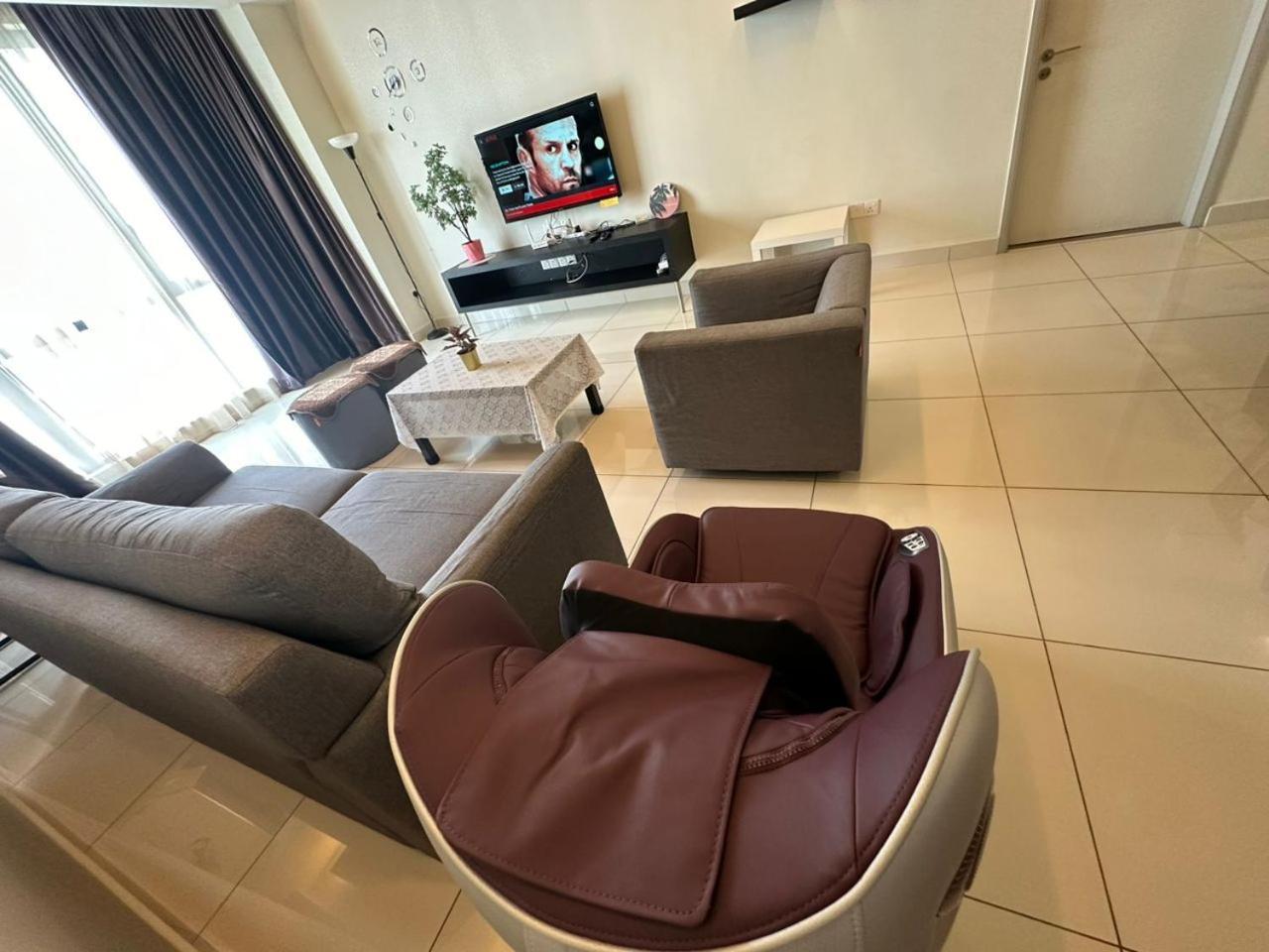 Apartment Jazz 2r3b Wt Netflix Bathtub N Massage Chair Tanjung Tokong